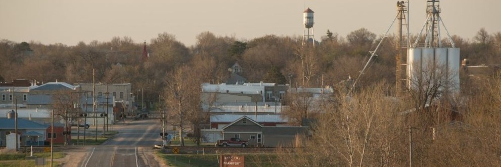 Distant photo of Frankfort